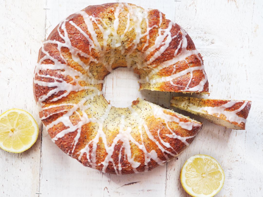 Lemon Poppyseed Bundt Cake | All Day Fit